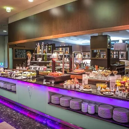 Vatel 4* Superior מלון 4*