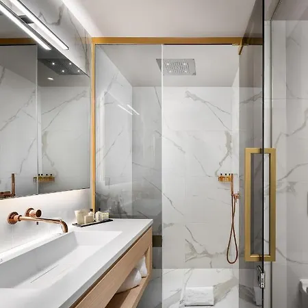 Vatel 4* Superior Hotel